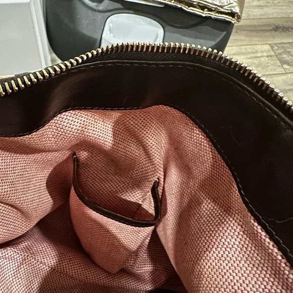 Dooney & Bourke Giraffe Print Shoulder Bag EUC no callouts - Picture 15 of 16